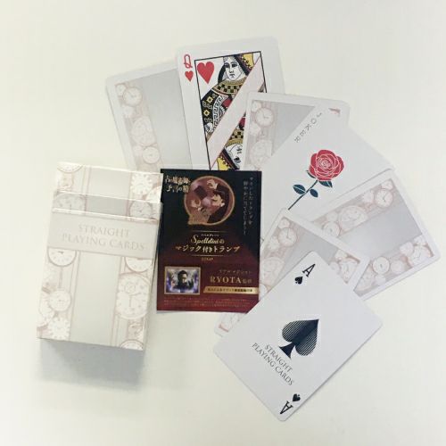 古の魔術師と予言の箱」Spelldiniのマジック付きトランプ | SCRAP